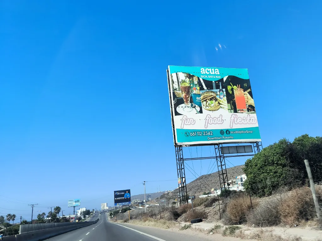 Espectacular en carretera Anuncios Espectaculares en carretera
